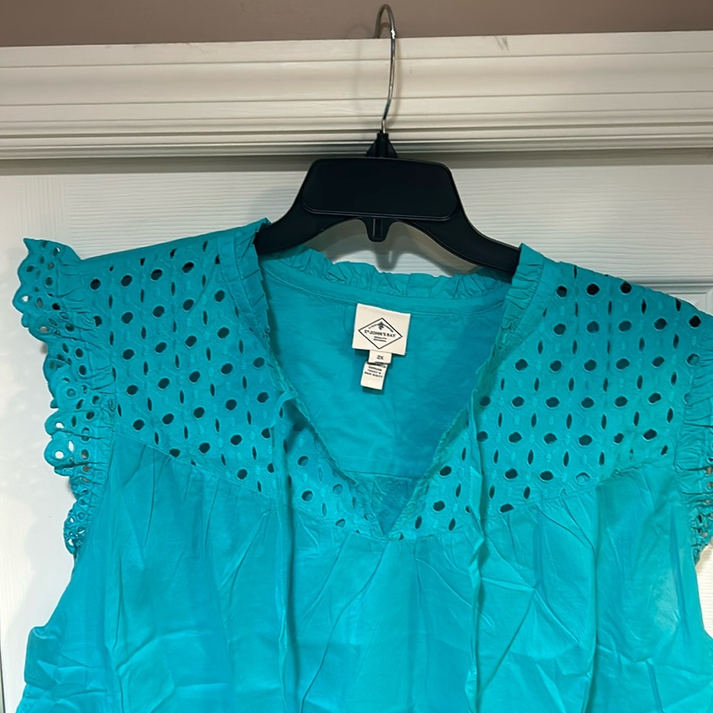 NWT St. John’s Bay Sleeveless Blouse - Picture 2 of 7